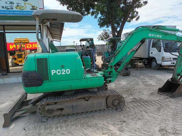 Komatsu PC 20 - Image 3