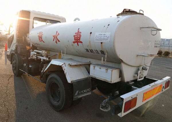 Fuso Fighter - Water Tank 4KL - Image 4