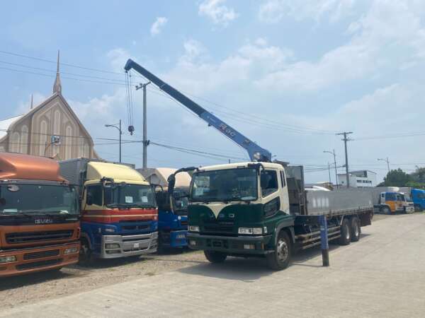 Mitsubishi Fuso Super Grade Boom Truck - Image 6