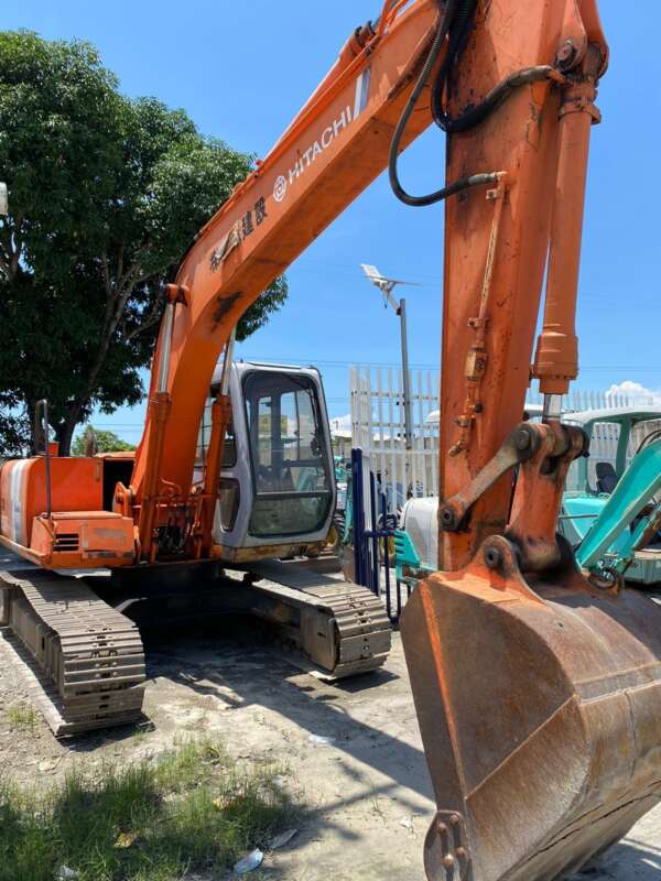 HITACHI EX120 WITH BREKER LINE - Image 6
