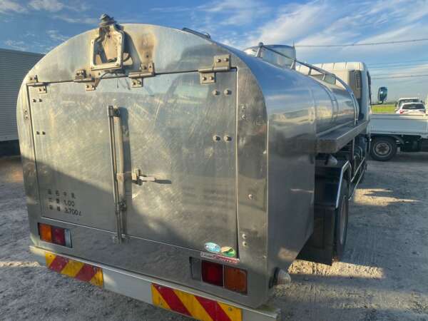 FUSO CANTER MILK TANK - Image 2