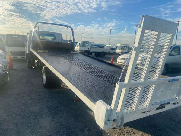 ISIZU ELF CAR CARRIER - Image 2
