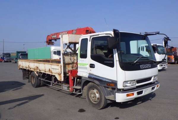 ISUZU FORWARD BOOM TRUCK