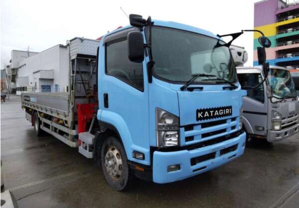 ISUZU FORWARD BOOM DROP SIDE