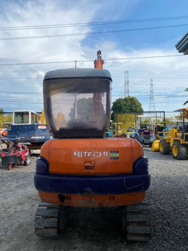 HITACHI EXCAVATOR - Image 4