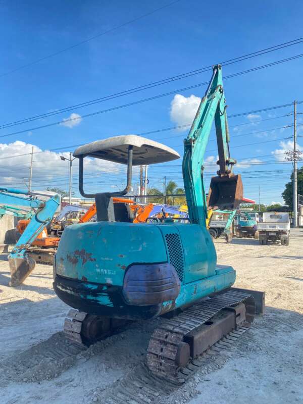 KOMATSU EXCAVATOR - Image 3