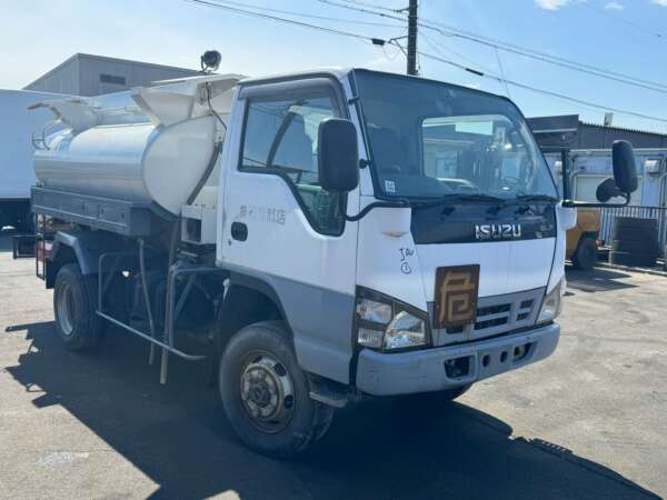 Isuzu ELF FORWARD - Tanker. 3KL DOUBLE Meter (Front / back) - Image 4