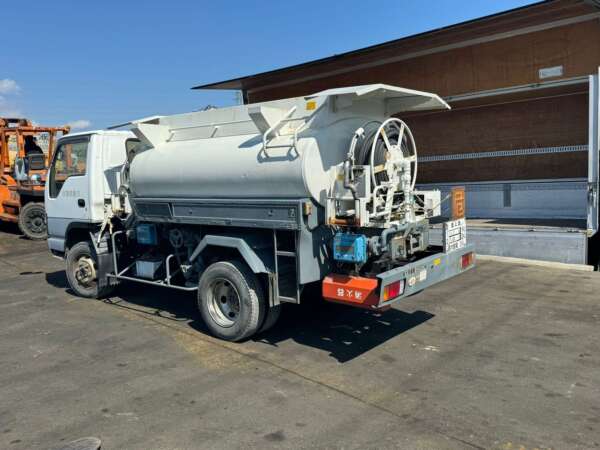Isuzu ELF FORWARD - Tanker. 3KL DOUBLE Meter (Front / back) - Image 3