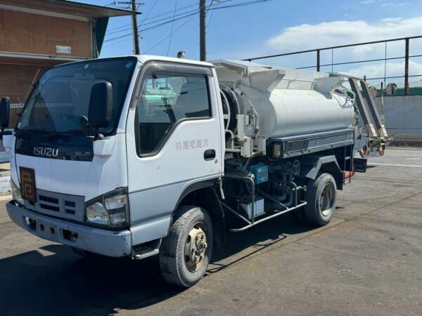 Isuzu ELF FORWARD - Tanker. 3KL DOUBLE Meter (Front / back)