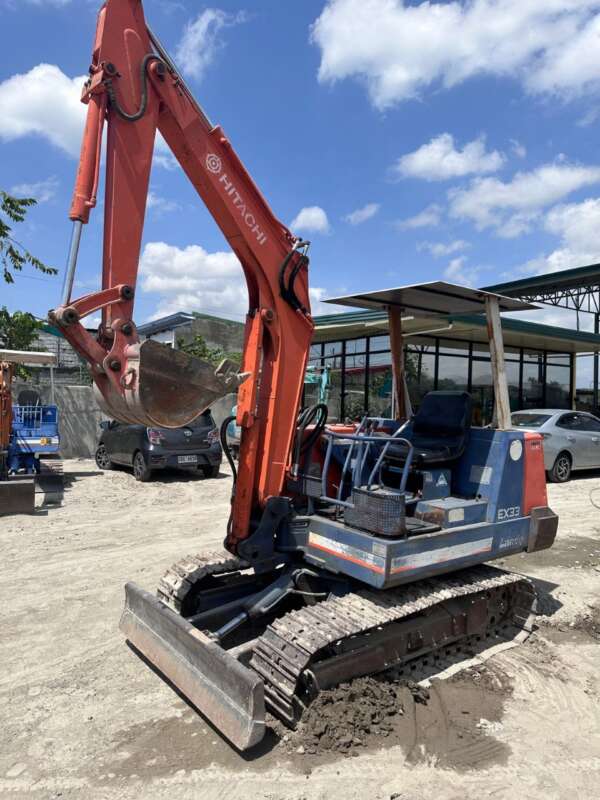 EXCAVATOR HITACHI EX33-19T - Image 9
