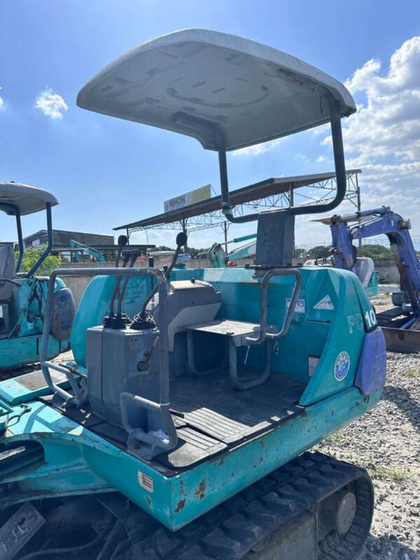 EXCAVATOR KOMATSU PC10-7 - Image 5
