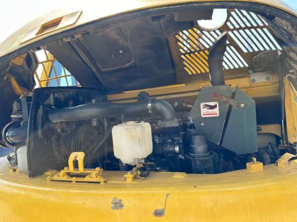 EXCAVATOR KOMATSU PC60-7C - Image 10