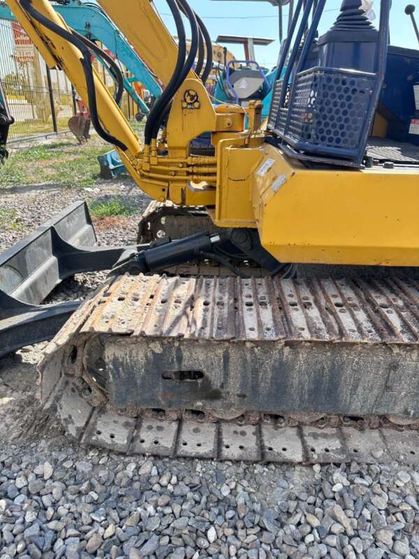 EXCAVATOR KOMATSU PC40-6 - Image 5
