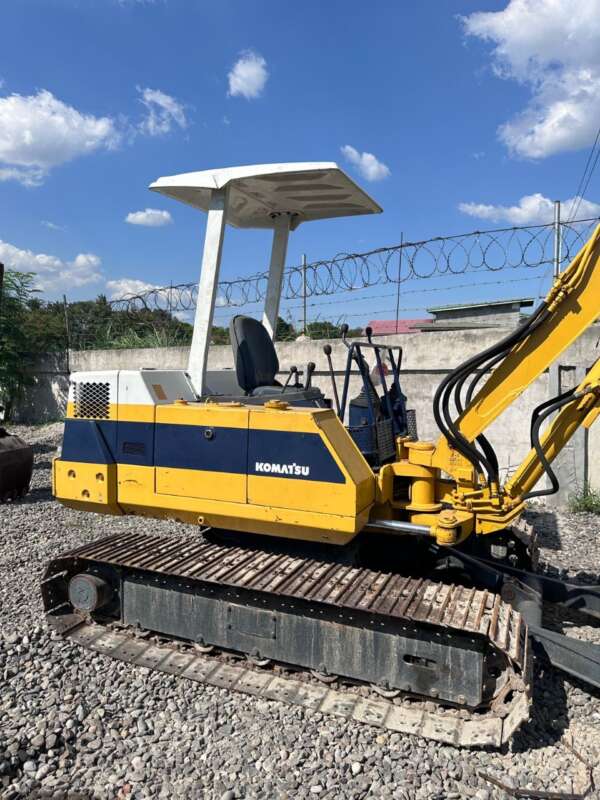 EXCAVATOR KOMATSU PC40-6 - Image 4