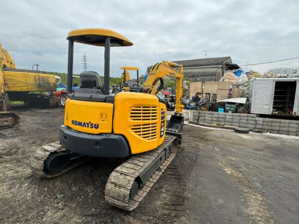 KOMATSU PC 40 MR -2. - Image 4