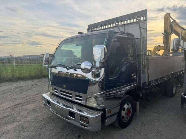 Isuzu Elf Drop Side - Image 5