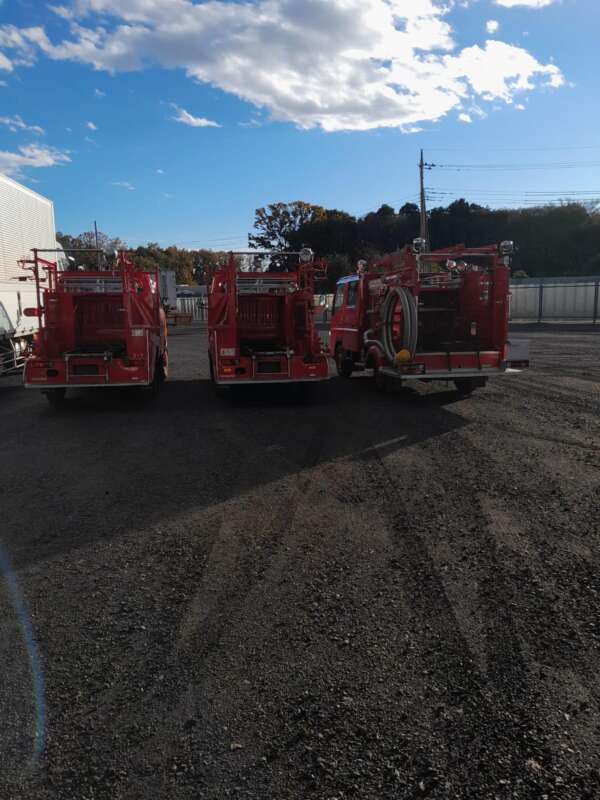 Fire trucks - Image 13