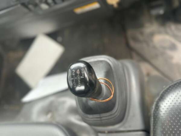 Isuzu ELF 3.6 KL Full Tanker - Image 9