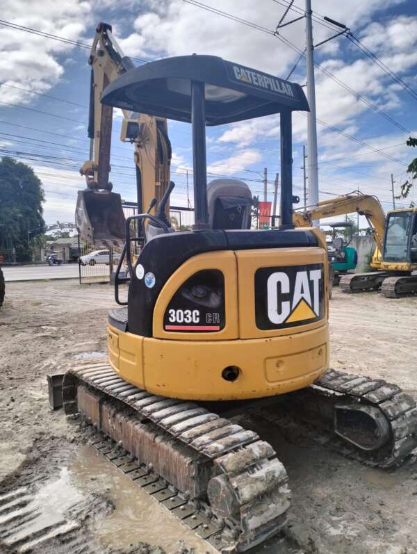 CATERPILLAR EXCAVATOR MODEL - CAT303C - Image 5