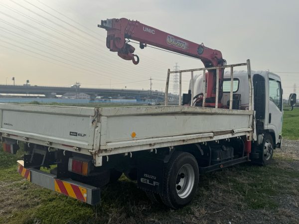 Isuzu ELF Boom Truck - Image 4