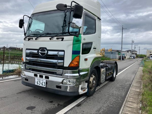 Hino Trailer Head