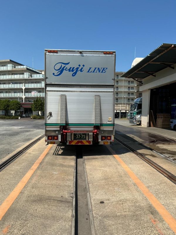 Isuzu GIGA Wing van | Transmission F7 | Engin 6 UZ | Model CYJ77W8 - Image 5