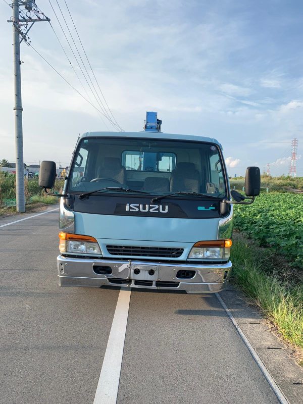 Isuzu Elf. Boom truck | NPR 75 | Engine 4HF1 | Transmission F5 - Image 3